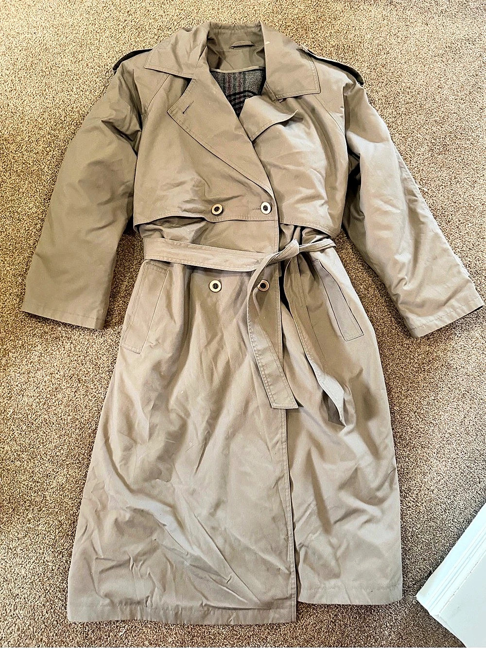 London Fog Plaid-Lined Trench Coat Size 10